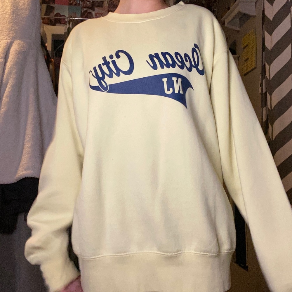 Oversized crewneck